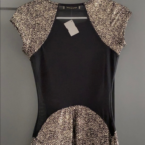 Never worn! - Picture 3 of 4